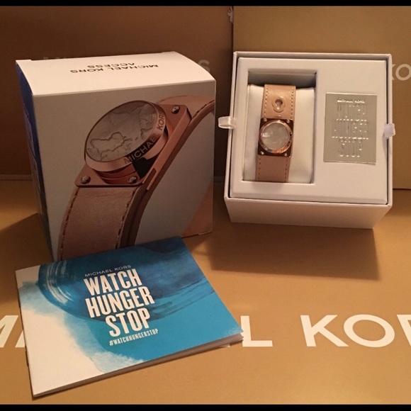 Michael Kors Activity Tracker - Picture 7 of 8